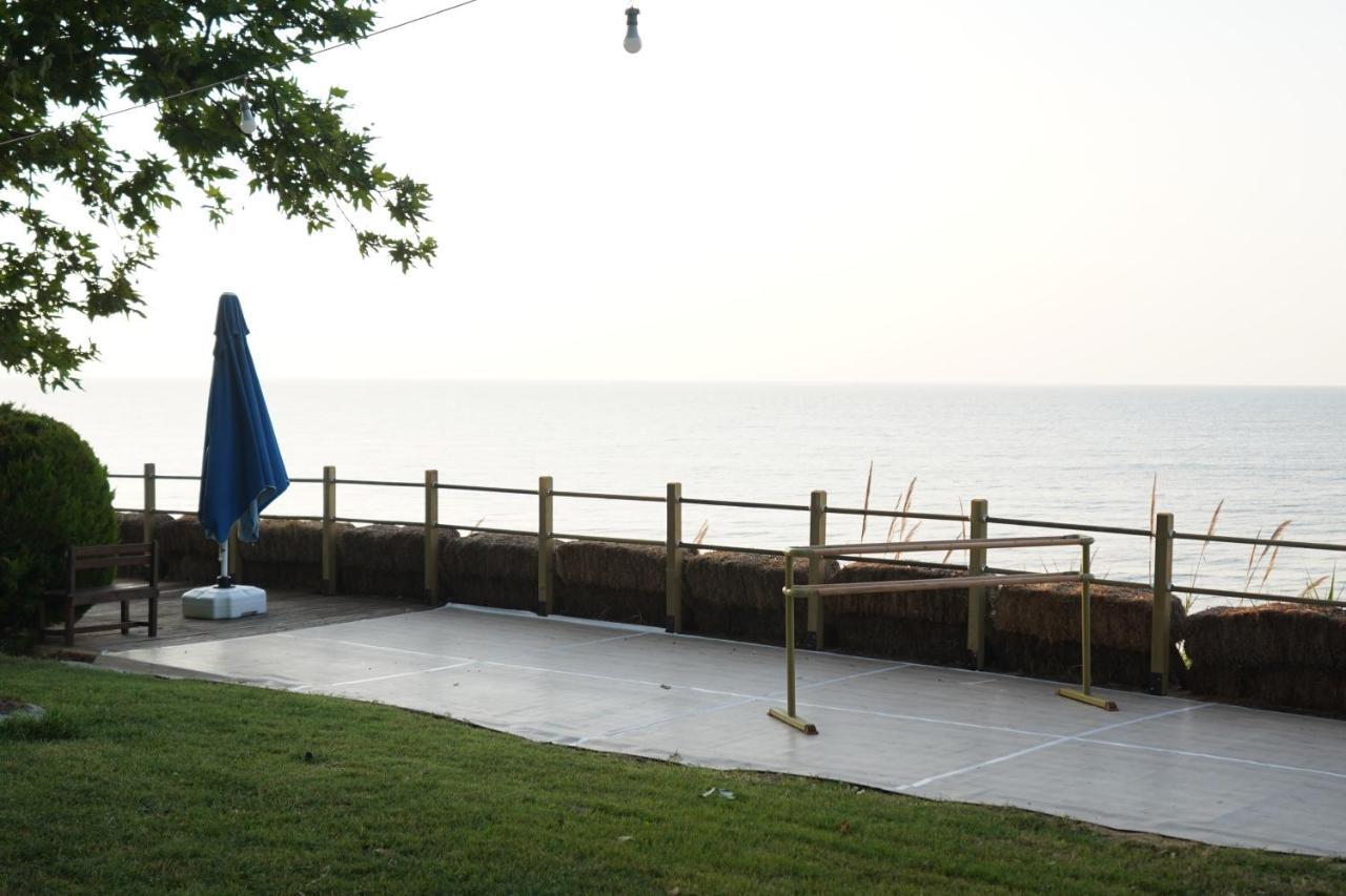 Pia Mare Otel Gunduzlu Bagian luar foto